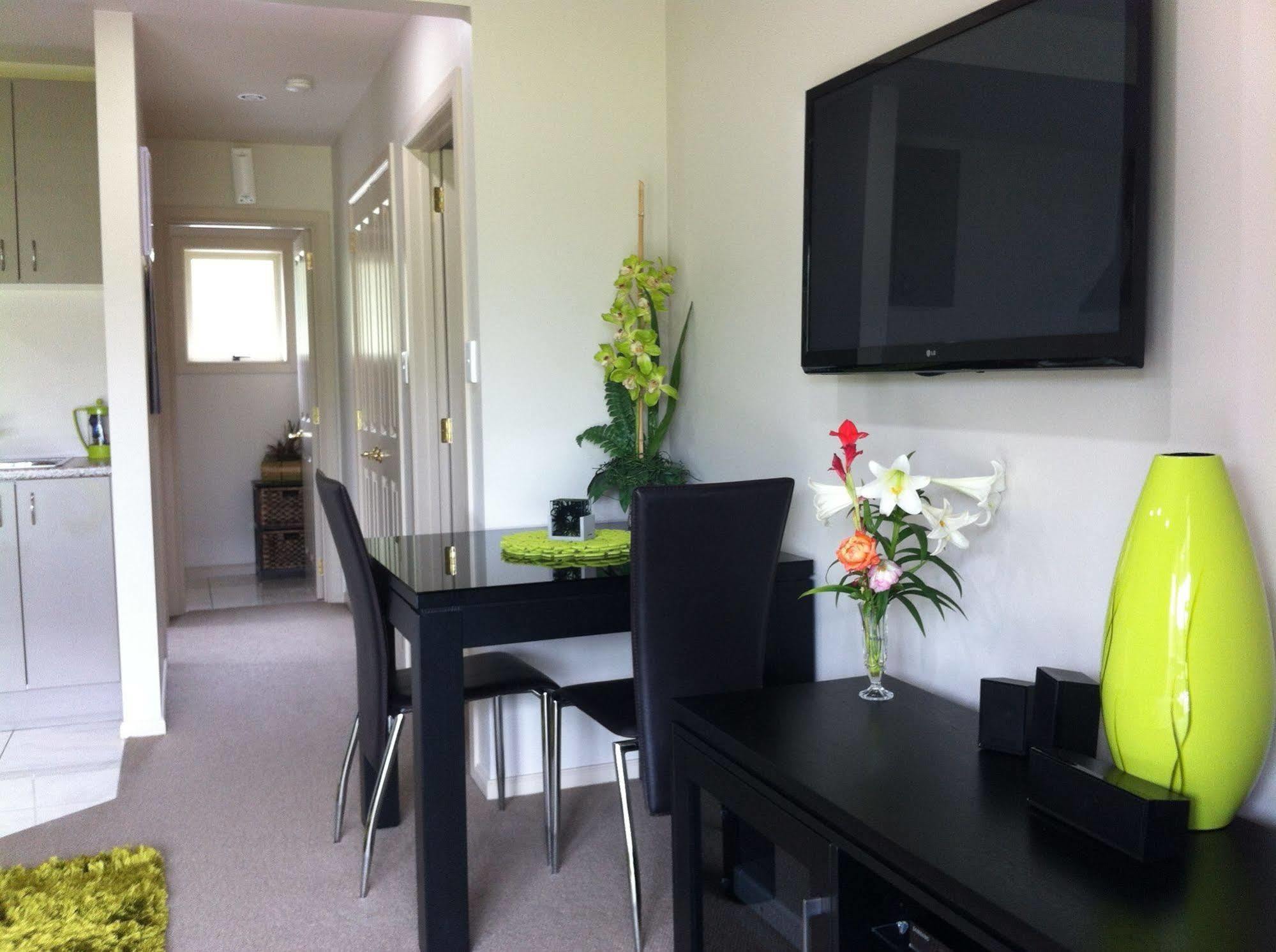 The Meadows Villa Christchurch Dış mekan fotoğraf